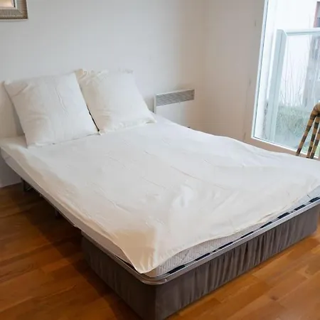 Secured And Ideal For The Olympics Apartment